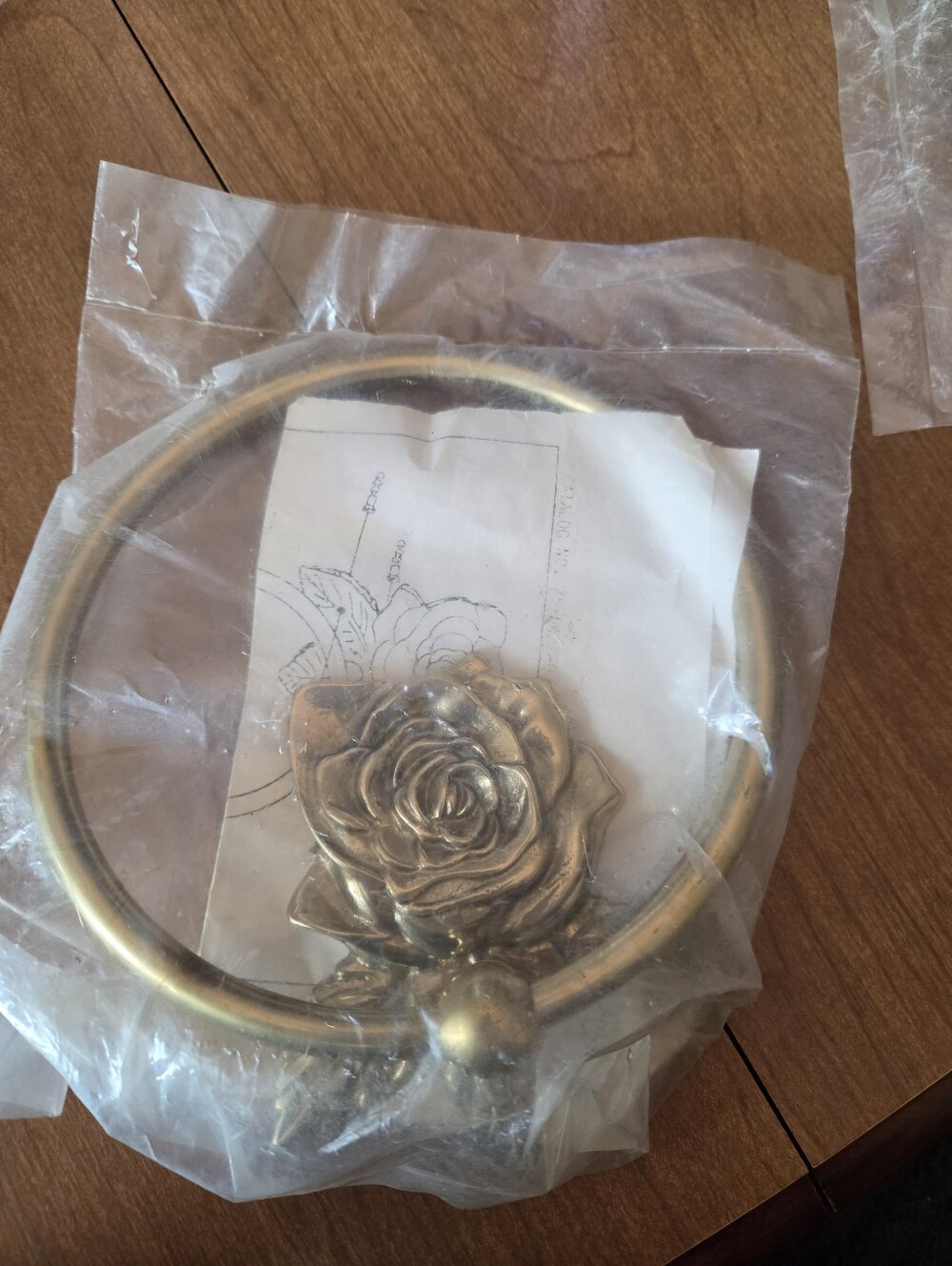 Vintage Gold Rose Bathroom Towel Rings And Toilet Paper Holder
